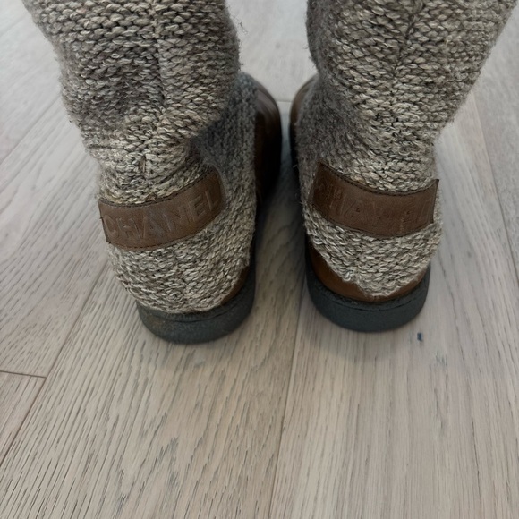 Chanel Rare Women’s High Wool And Leather Boots - Picture 4 of 9
